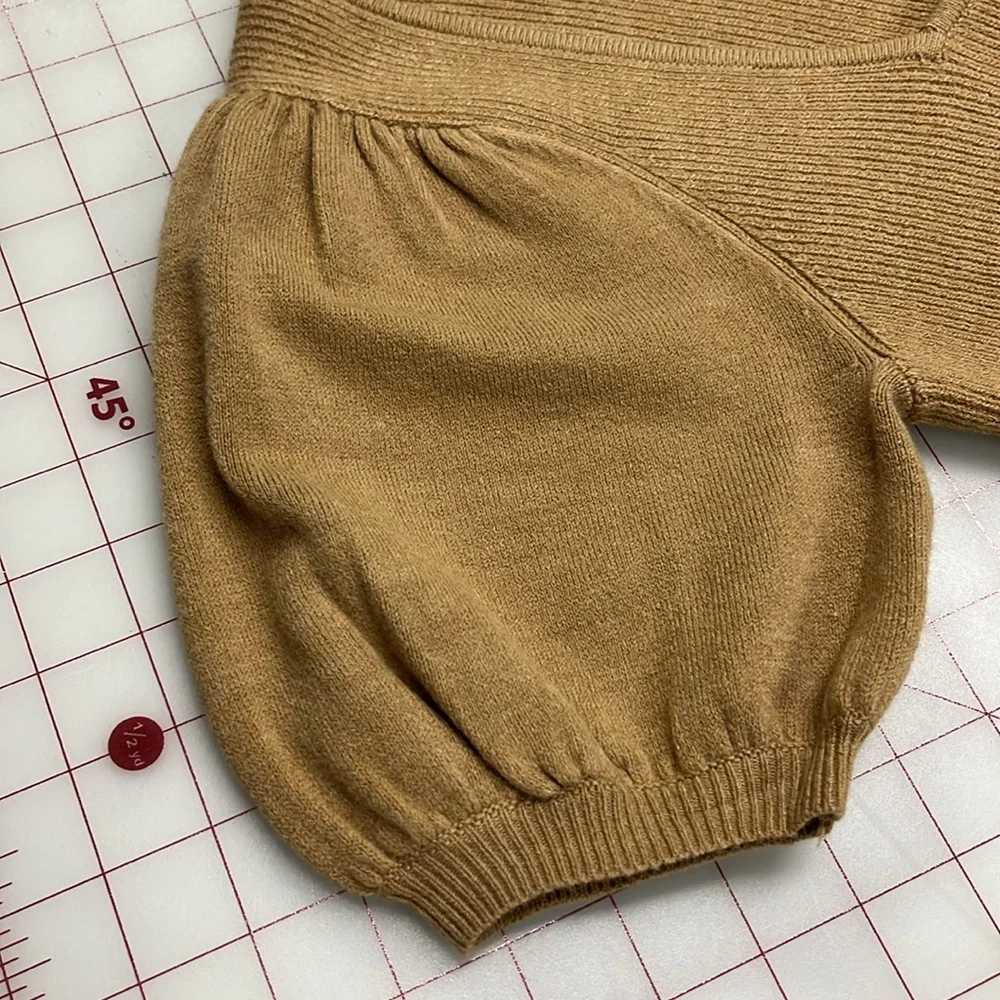 FRENCH CONNECTION NWT Milkmaid Boho Puff SLV SQ. Neck Mix Knit Camel Sweater L